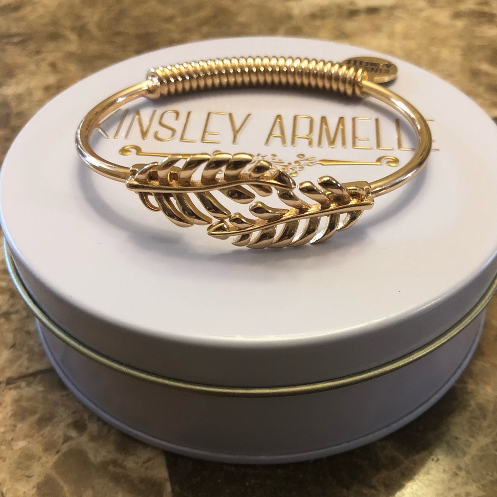 SOLD Kinsley Armelle Goddess Leaf Bracelet